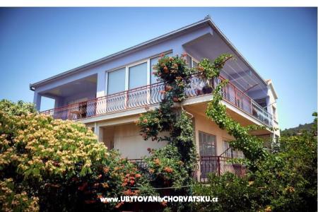 Apartmani Boris - Vinisce at Trogi Marina - Trogir Hrvatska