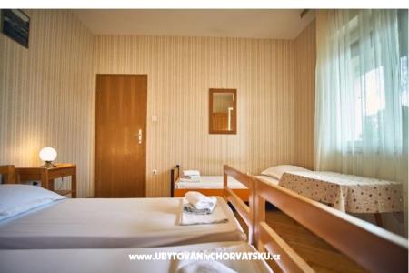 Apartmani Boris - Vinisce at Trogi foto 5