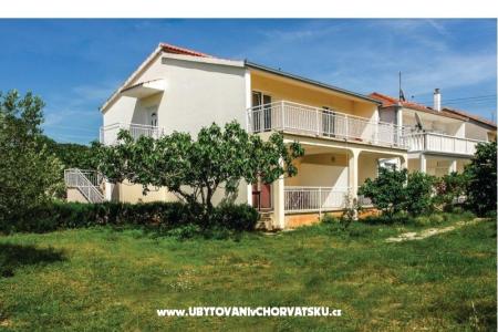 Karabatić Joško Apartmani foto 3