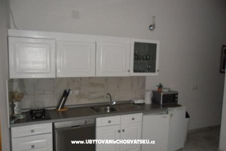 Apartmani Maslenica foto 4