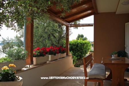 Apartmani Mare foto 4