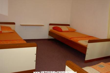 Apartman Antonio i Dora foto 5
