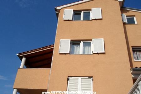 Apartmani Mario foto 2