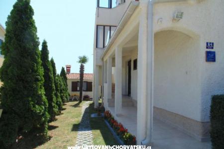 Apartmani Regi foto 3