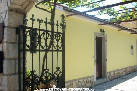 Apartman Dijana **** foto 2