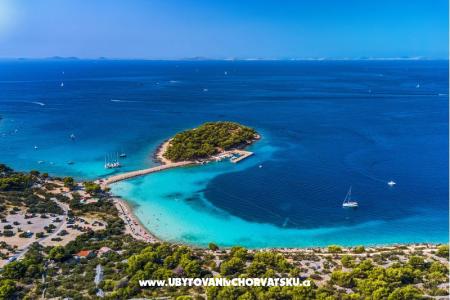 Amicaliving   otok Murter Hrvatska