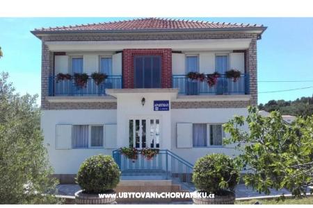 Apartmani A.Jelovčić otok Murter Hrvatska