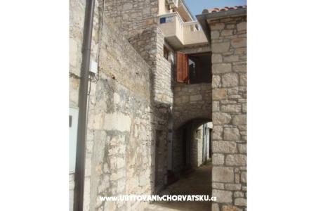 Stara kamena kuca - Apartman Andrij foto 2