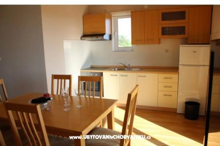 Apartmani Mrdelja Vrsi foto 4