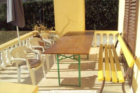 Apartmani Dalmatino foto 2