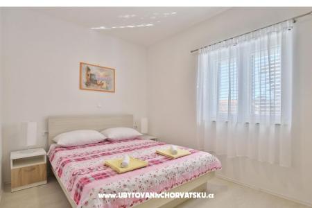 Apartmani Mica foto 5