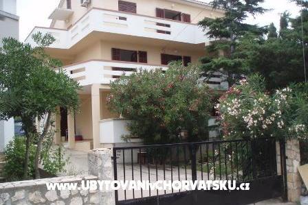 Apartmani Lili foto 2