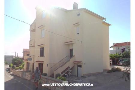 Apartmani Ropuš foto 2