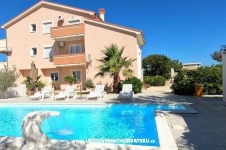 Apartmani Zeneral Novalja - Pag Hrvatska