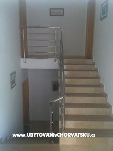 Apartmani Jela foto 4