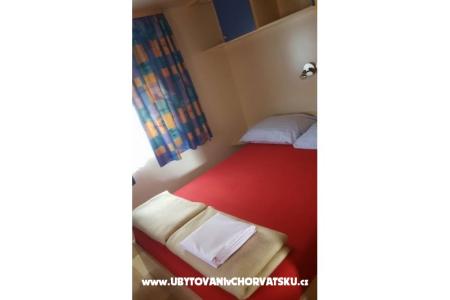 Mobile Home Kamp Straško foto 4