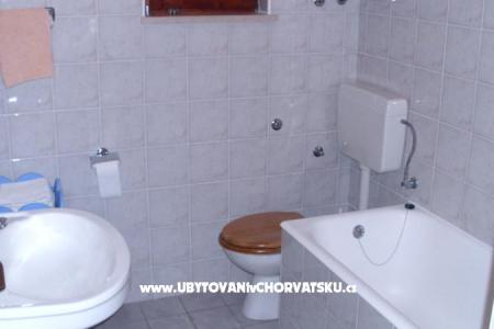 Obiteljska kuća foto 5