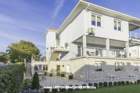 Apartmani Milivojac Novi Vinodolski Hrvatska