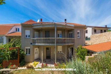 Apartmani Lucia Novi Vinodolski Hrvatska