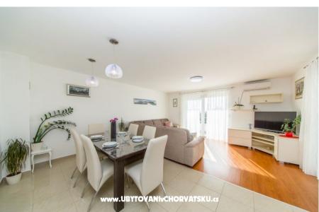 Apartmani  LUNI foto 3