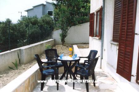 Apartmani Arambašić Omiš Hrvatska