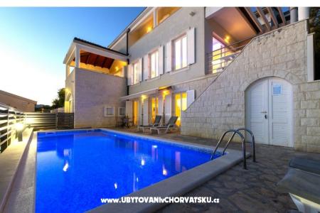 Apartmani Ivan i Ian  Omiš Hrvatska