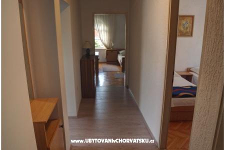 Apartmani LOLA foto 3