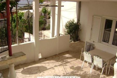 Apartmani Maslov foto 2