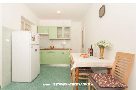 Apartmani Neda Vulić Omiš Hrvatska