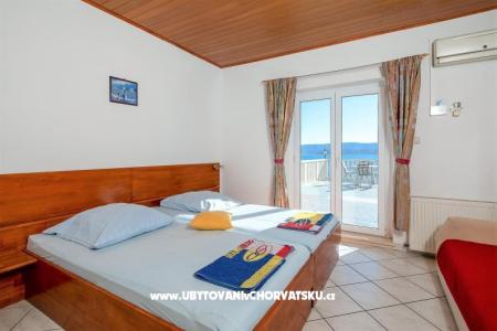 Family Sobe &amp; Apartmani Omis foto 5