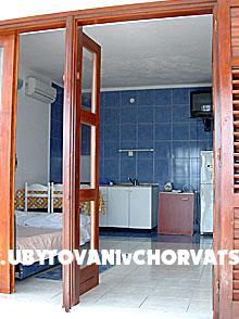 Mioč apartments foto 4