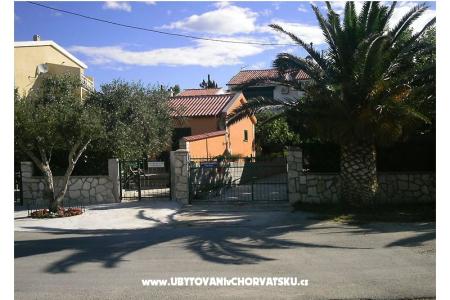 Apartmani Zoja foto 2