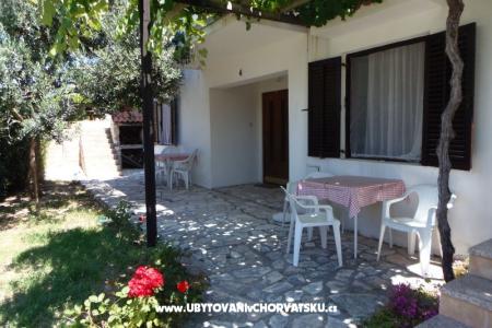 Apartmani Benestra foto 3