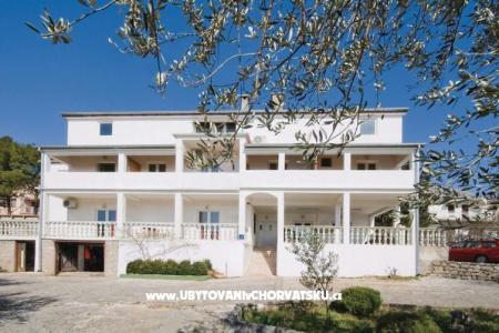 Apartman BRAGOC Starigrad Paklenica Hrvatska