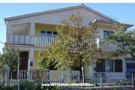 Apartmani Ćićo Starigrad Paklenica Hrvatska