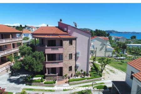 Apartmani Dalmatino Pakoštane foto 3