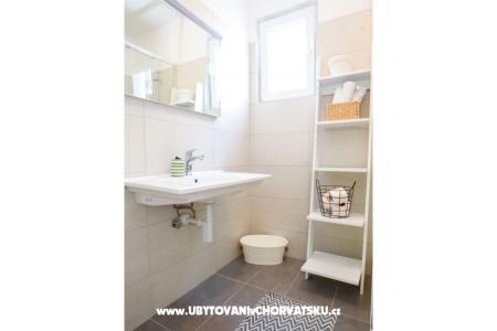 Apartmani Ivan i Nikola foto 2