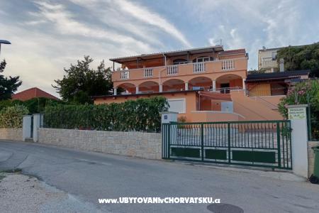 Apartmani IVANKA Pakoštane Hrvatska