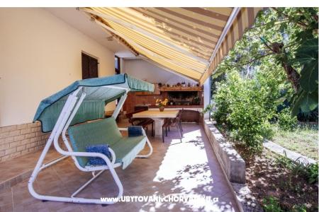 Apartmani Jelena foto 2