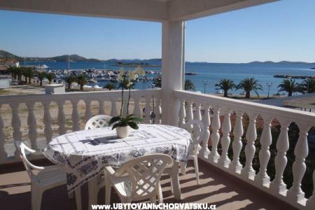 Apartmani &amp; Sobe BRANCIN Pakoštane Hrvatska