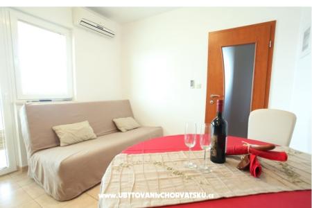 Pakoštane Apartmani Di-Ana foto 2