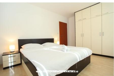 Pakoštane Apartmani Di-Ana foto 3