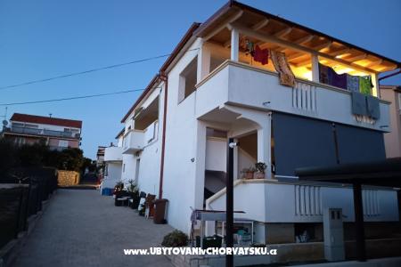 Apartmani Tonči Pakoštane Hrvatska