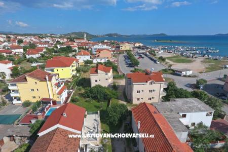 Kamena kuća Pakostane foto 5