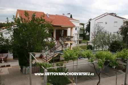 Apartmani Ivan  Petrčane Hrvatska