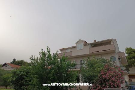 Apartman Ela Pirovac Hrvatska