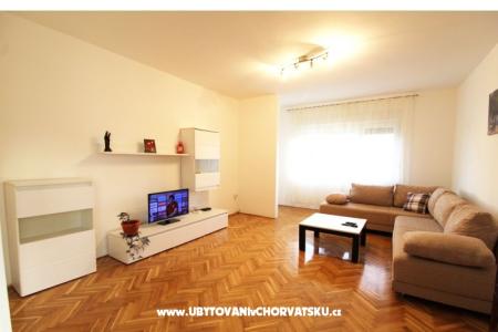 Apartmani Trosic Pirovac Hrvatska