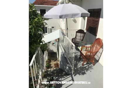 Apartmani Mladenka foto 2