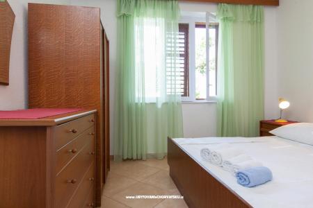 Apartmani TRI cvita foto 5