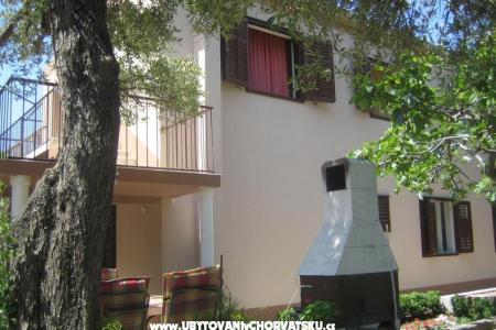 Apartmani Mrsic Podgora  Podgora Hrvatska